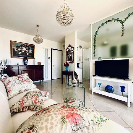 Apartament Casa Di Alice Parma Zewnętrze zdjęcie