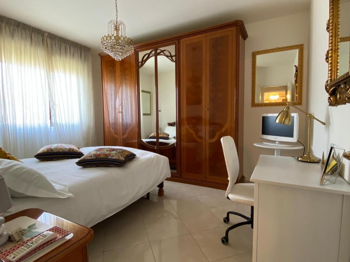 Apartament Casa Di Alice Parma Zewnętrze zdjęcie