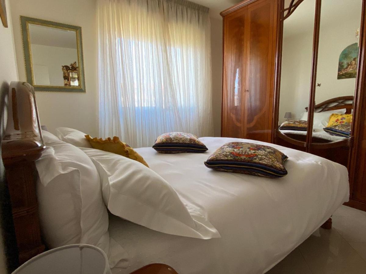 Apartament Casa Di Alice Parma Zewnętrze zdjęcie