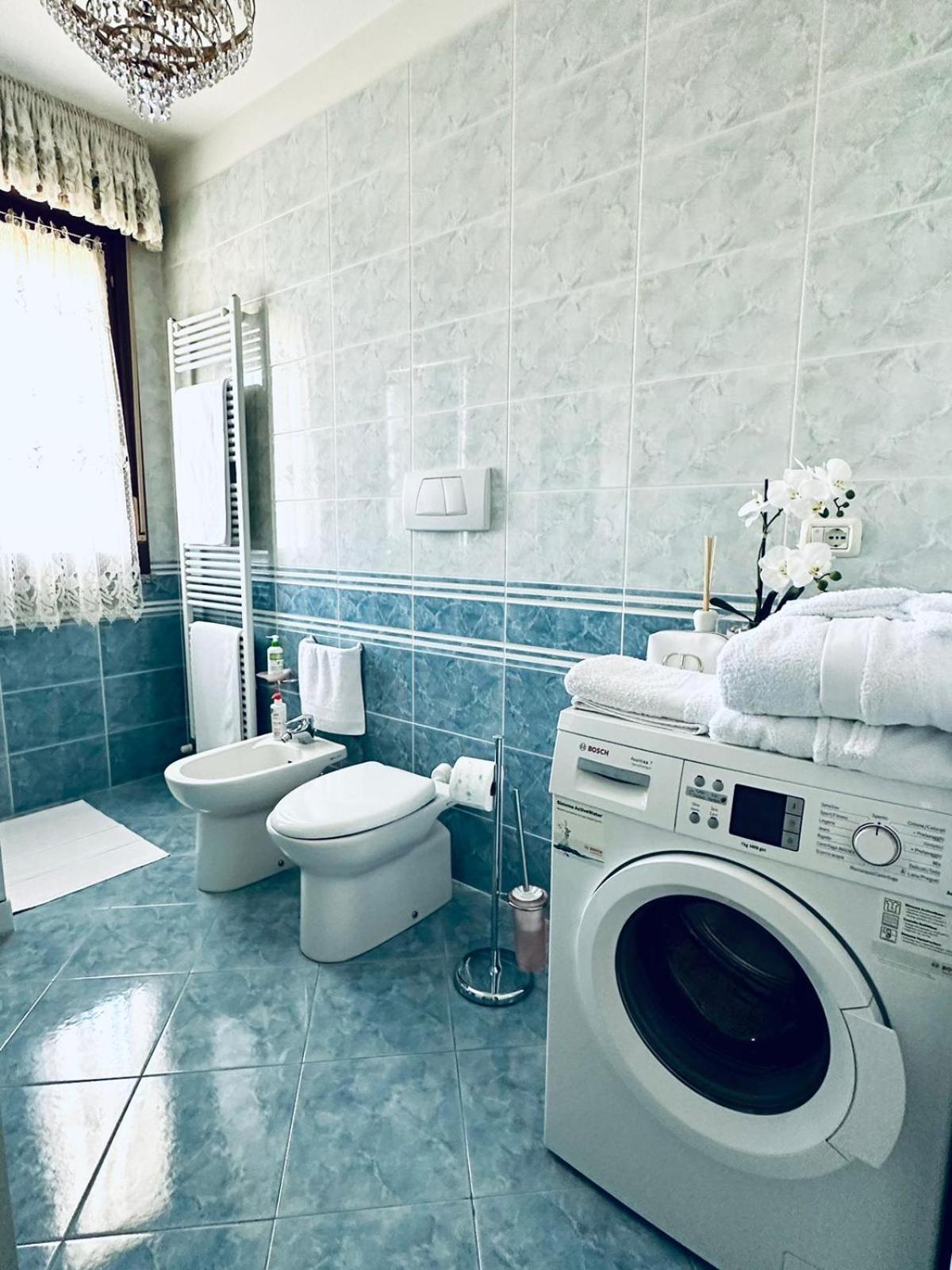 Apartament Casa Di Alice Parma Zewnętrze zdjęcie